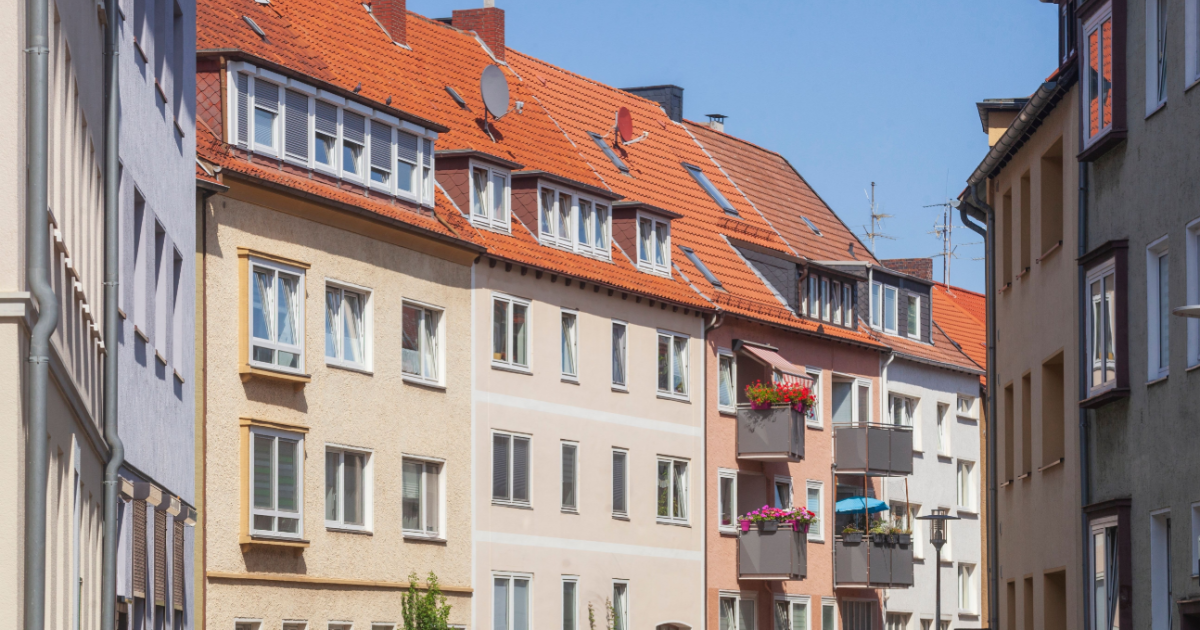 How much does the average resident in Germany spend on housing?