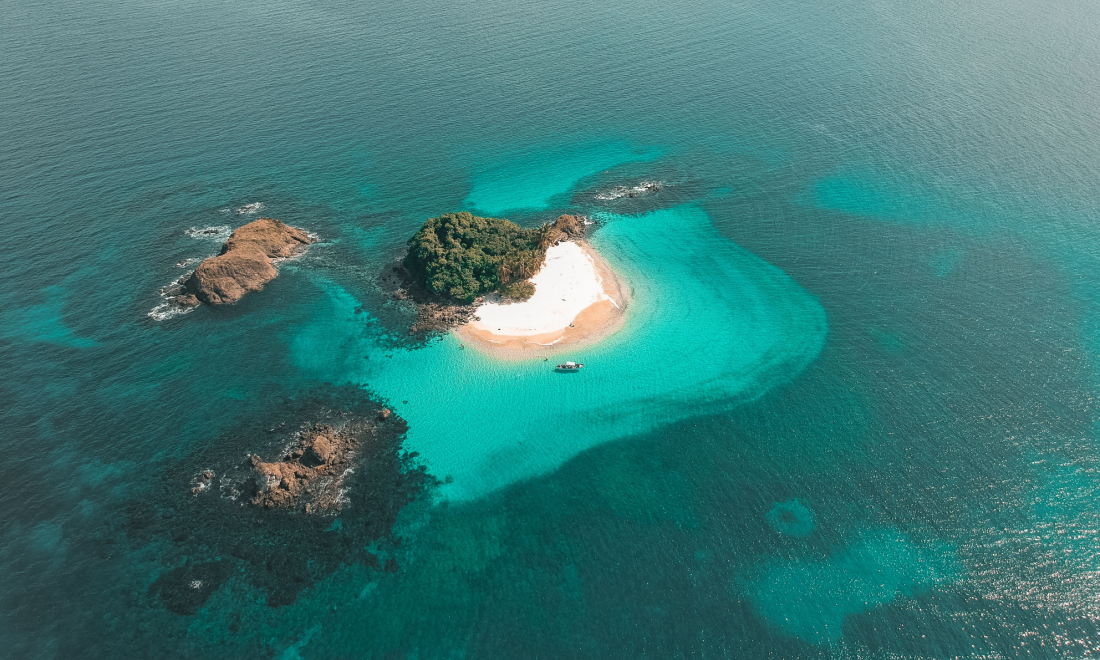 German man breaks record for longest period living underwater