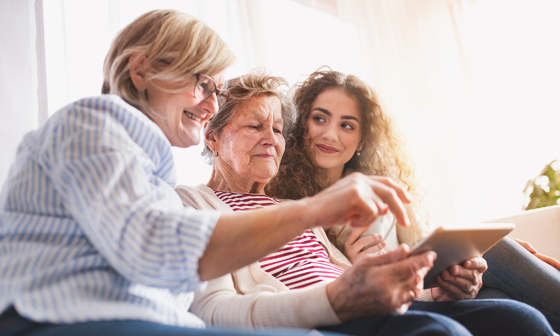 Health insurance: What are the options for employees, students and pensioners?