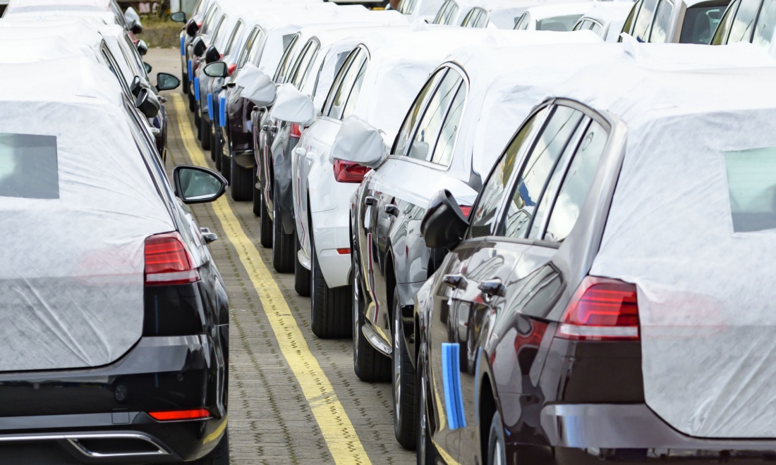 Concerns for German car industry as Trump slaps 25% tariff on imports