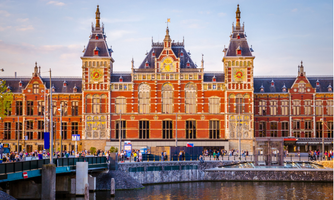 FlixTrain hopes to launch service between Germany and Amsterdam