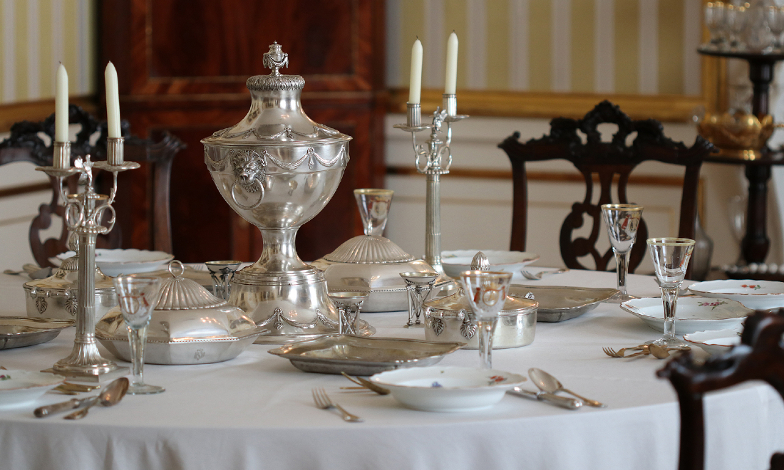 [Video] Dinner for One: Behind the bizarre German New Year's Eve tradition