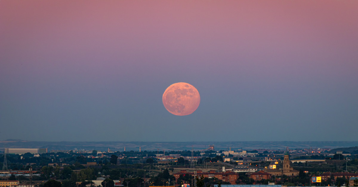 Rare strawberry moon to shine over Germany on June 11