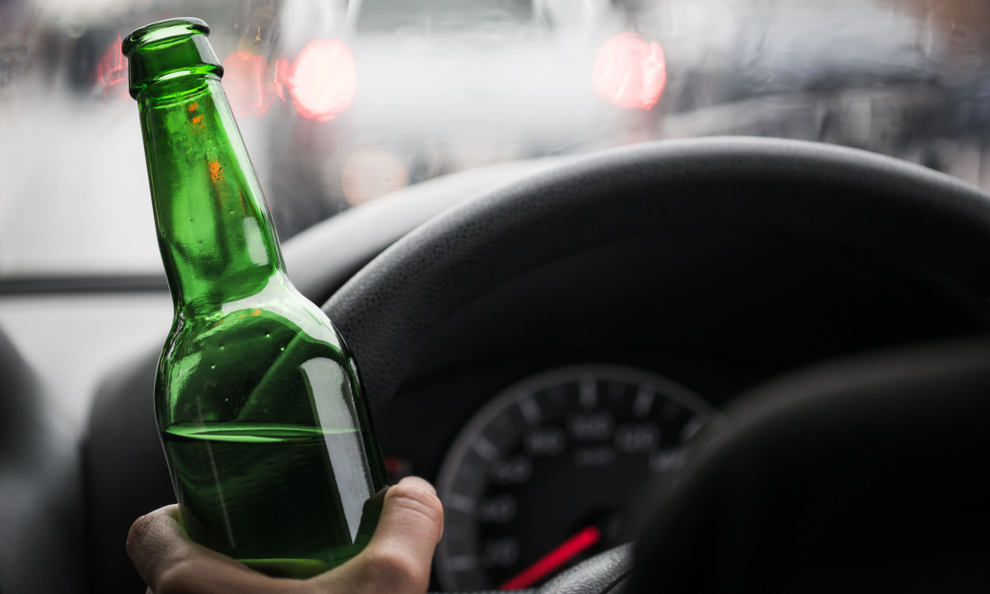 Freiburg driving lesson ends in crash as drunk instructor flees scene