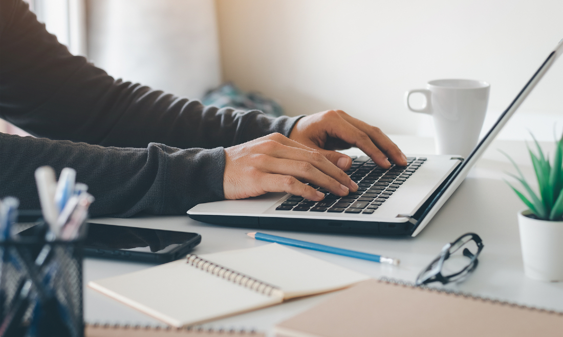 12 tips for finding a job abroad